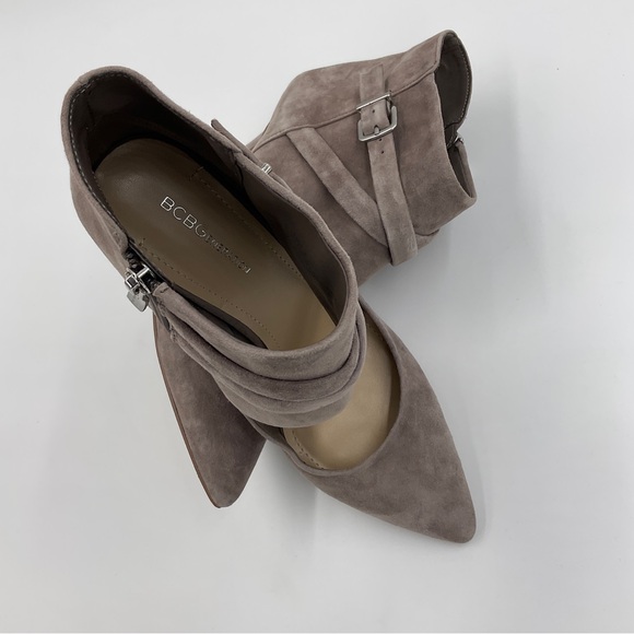 BCBGeneration Suede Zip Ankle Bootie Heels Cut Out Buckle Strap Taupe Warm Grey - Picture 4 of 16